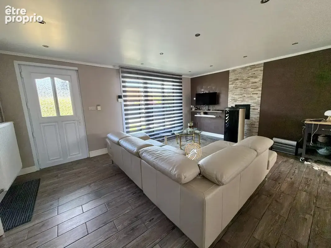 Maison 4 pièces 105 m² à vendre à Coutiches (59310) - photo 2