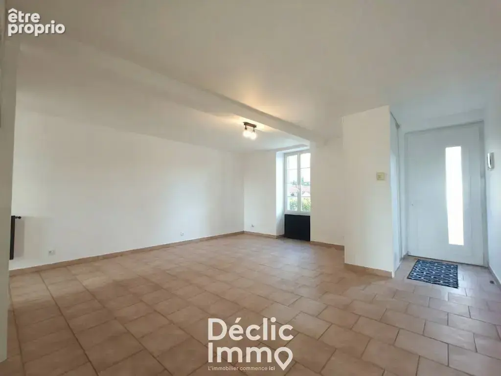 Charmante maison au cur de Jarnac 16200  85m² - 3 chambres - photo 2
