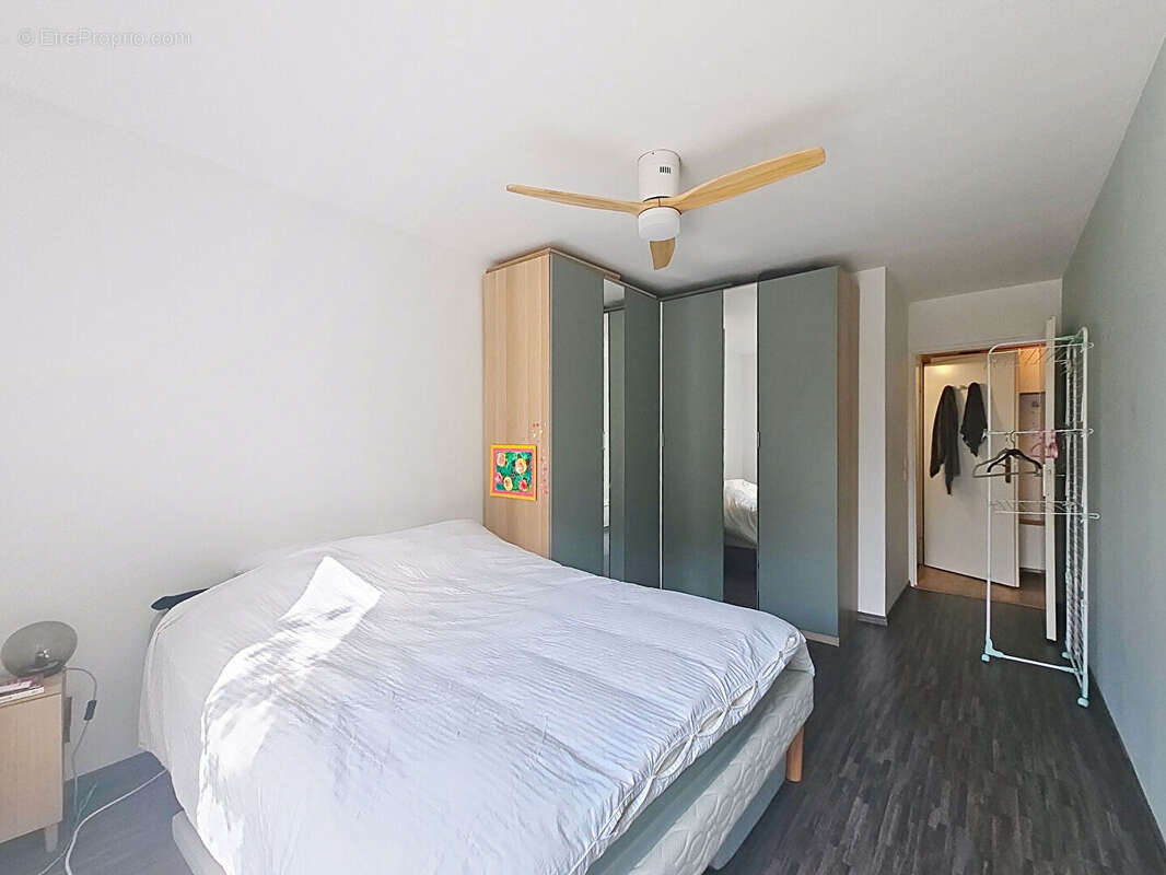 Appartement à SARTROUVILLE