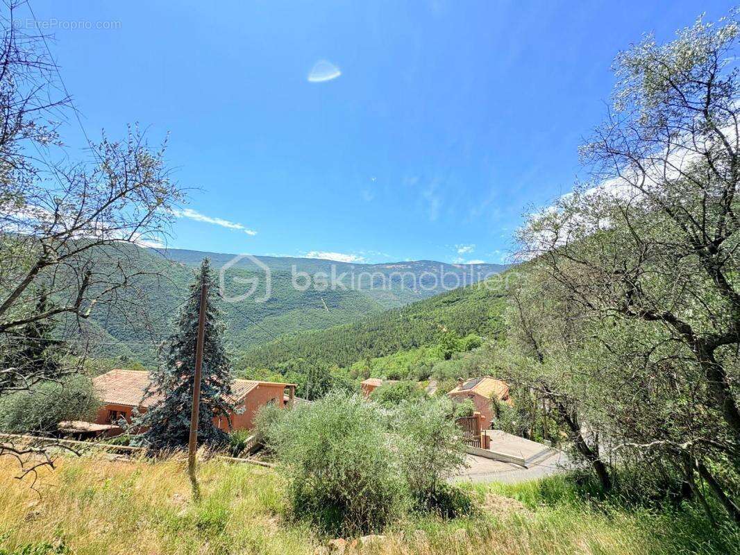  Terrain constructible – Pierrefeu (06910)  - photo 2