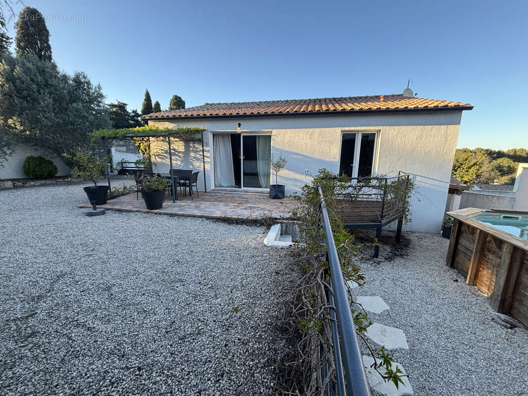 Maison à GALLARGUES-LE-MONTUEUX