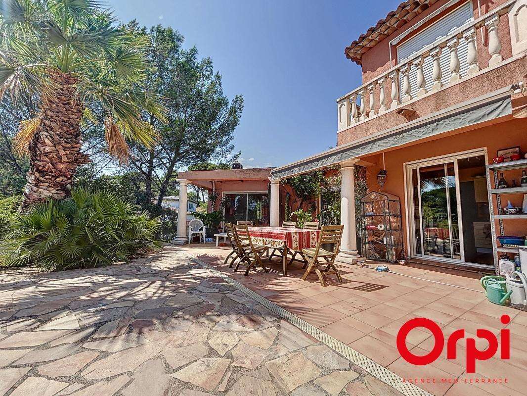 Maison à SAINT-RAPHAEL