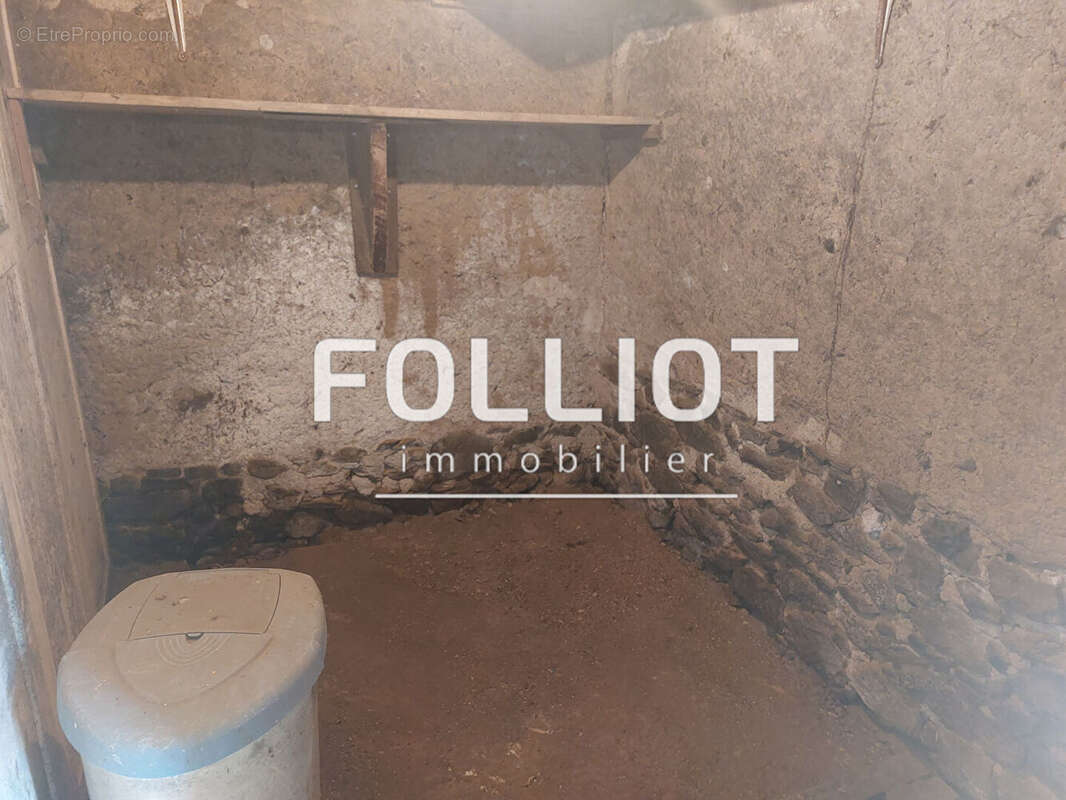 Maison à SAINT-SAUVEUR-LENDELIN