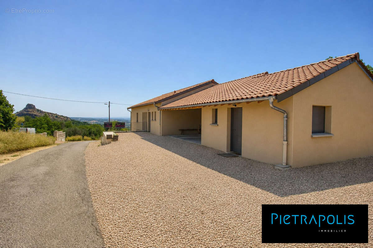 Maison 210 m² à Macon  - photo 4