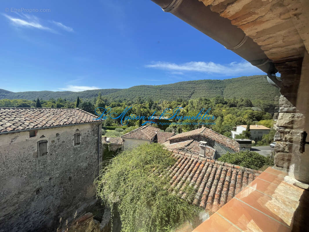 Mialet, charmante maison de village en pierres F3 avec terrasse - photo 5
