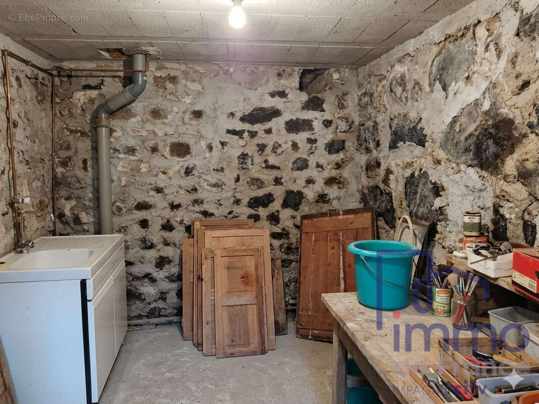 Maison 150 m² à Brives-Charensac  - photo 9