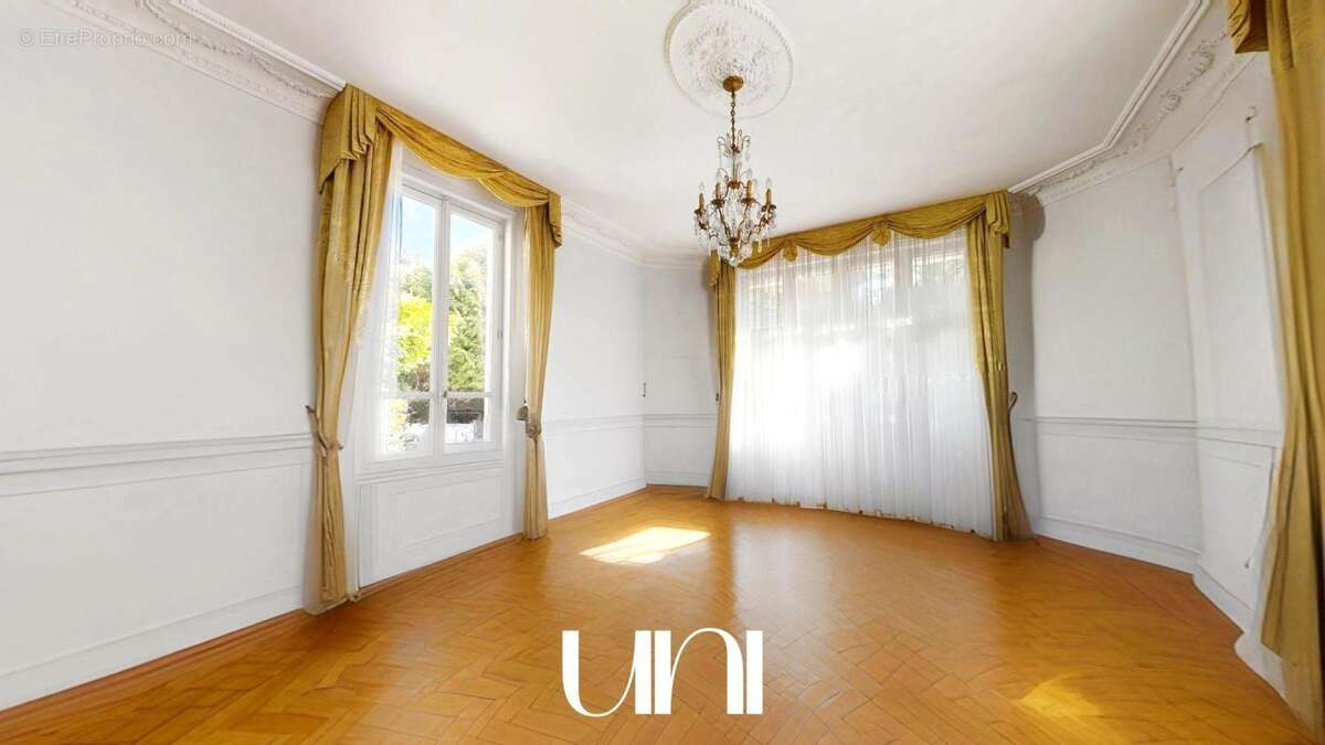 Maison à HEROUVILLE-SAINT-CLAIR