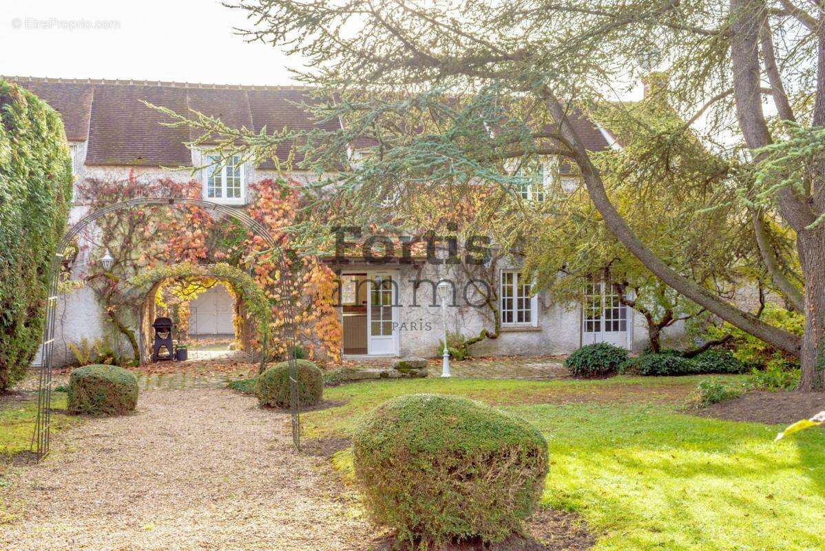Maison à SAINT-GERMAIN-SUR-ECOLE