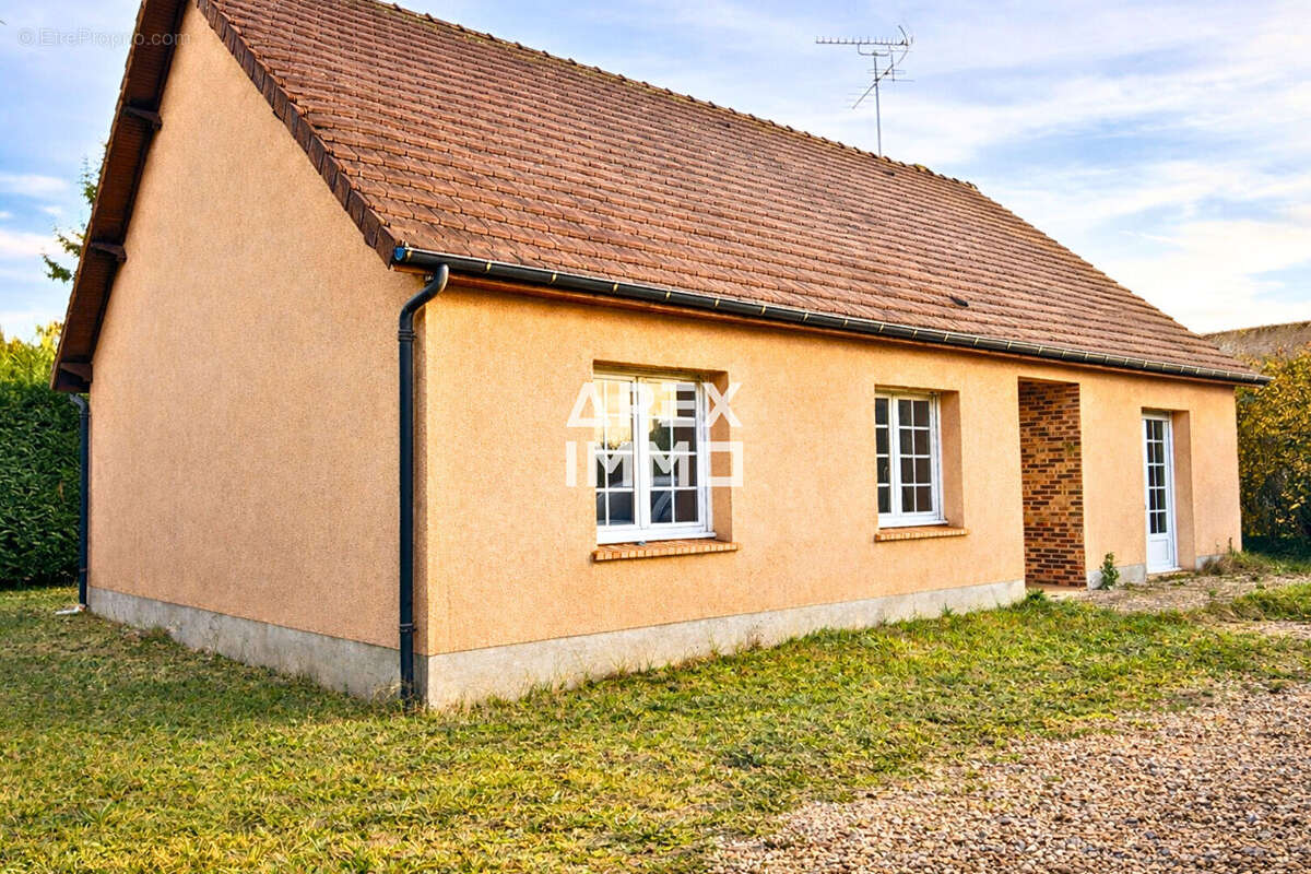 Maison à SAINT-DENIS-EN-VAL