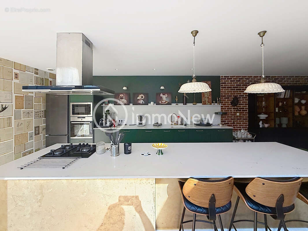 Maison de plain pied 244 m2 centre ville Avranches - photo 8