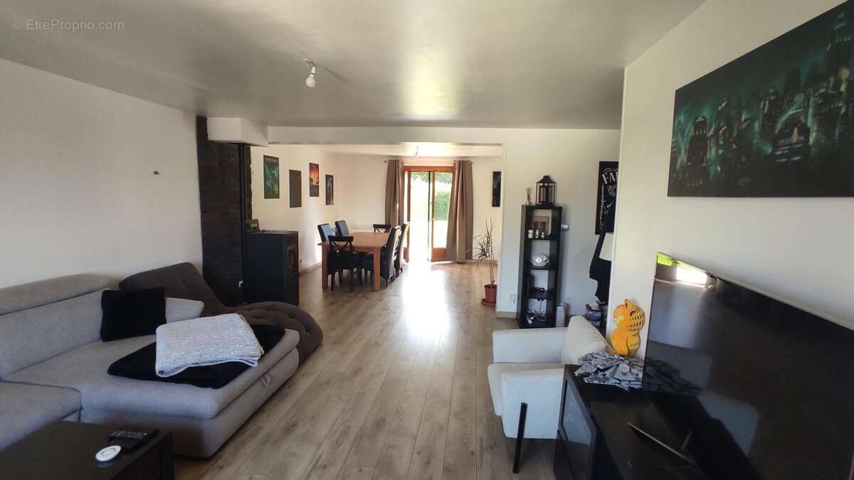 Maison à VIENNE-EN-VAL