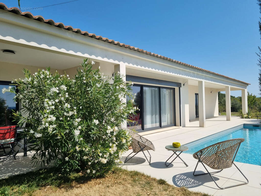 Maison à FORCALQUIER