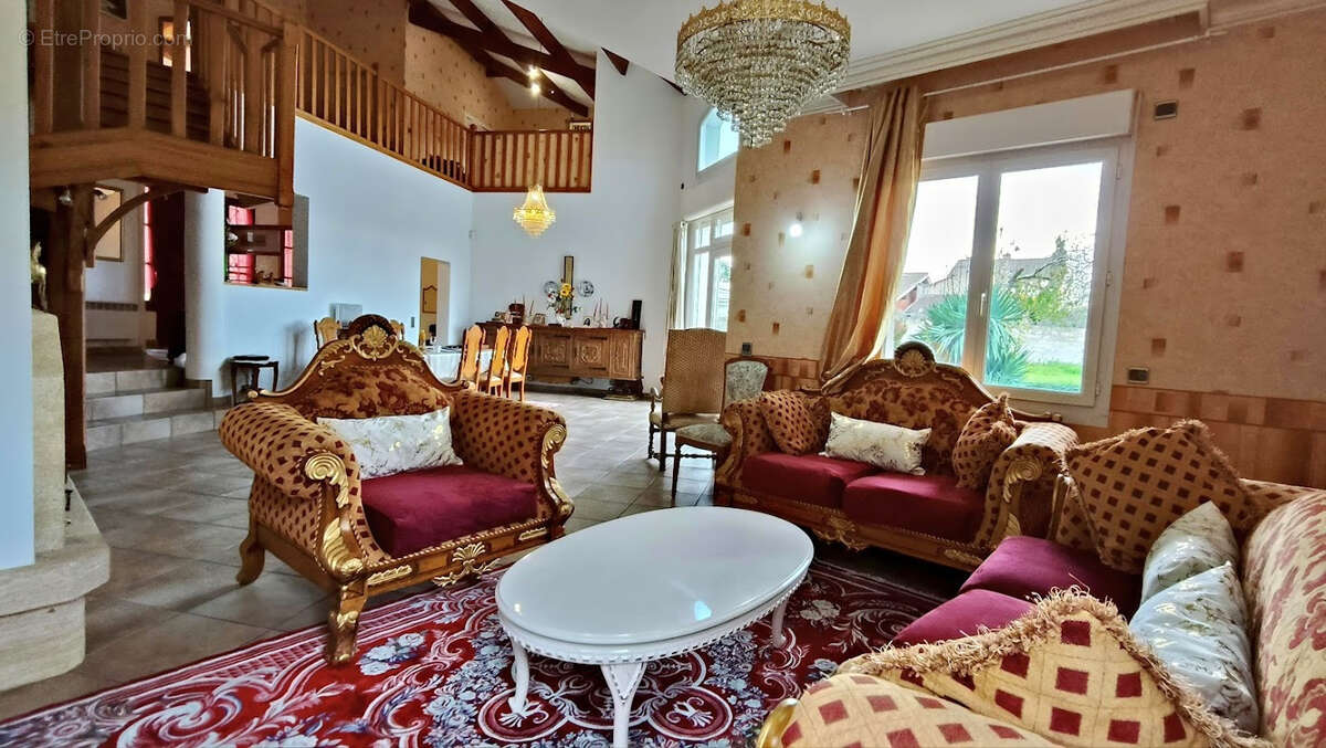 Maison à COMPS
