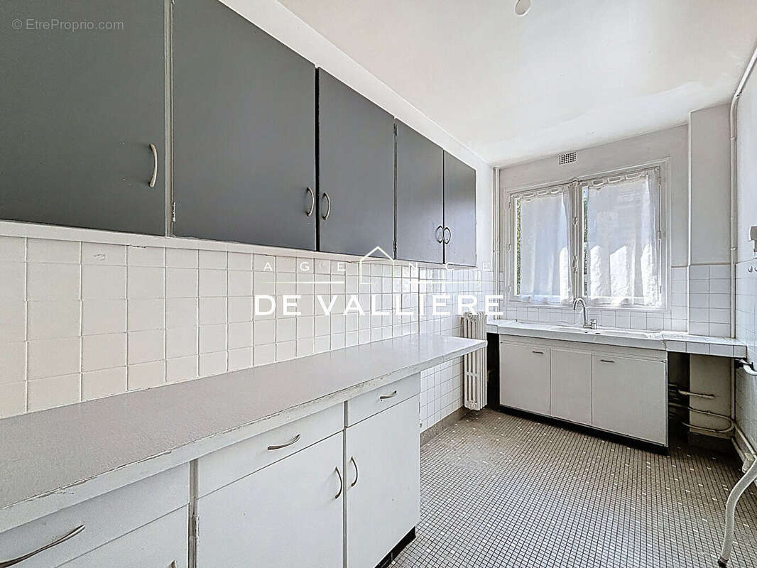 Appartement à SURESNES