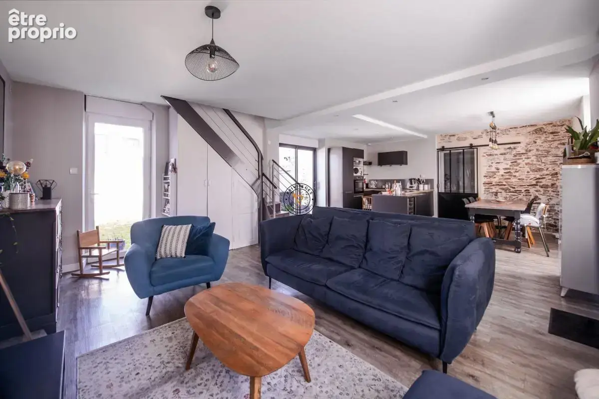 Maison familiale avec jardin - Couëron - photo 3