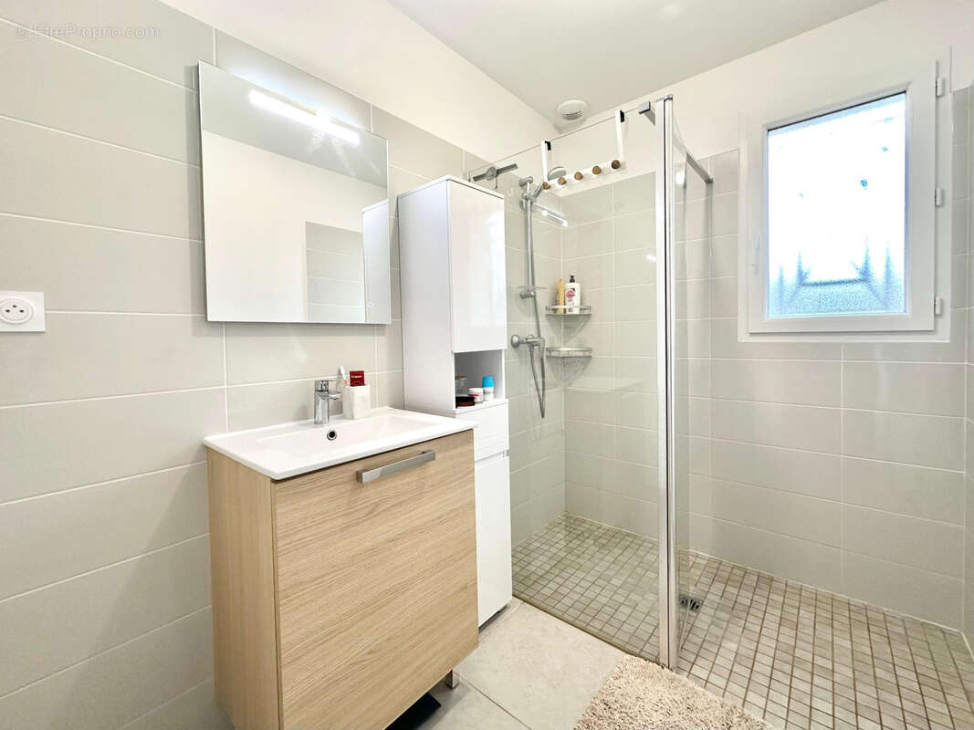 Maison à SAUGNACQ-ET-MURET