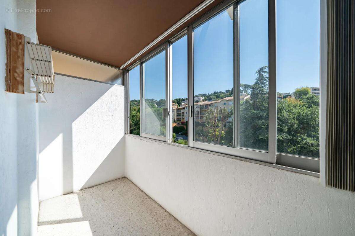 Appartement à LE CANNET