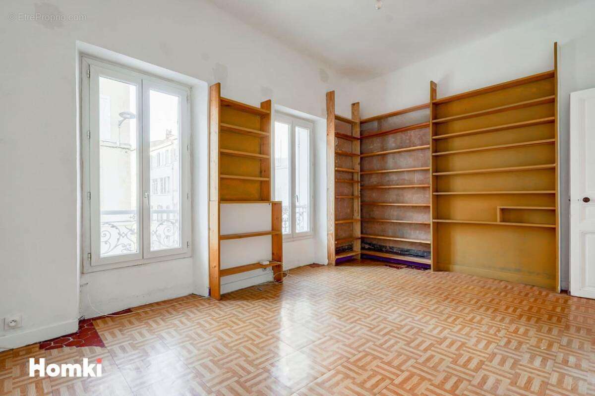 Maison/Villa T4 de 77 m2 à Marseille 13004 - photo 4