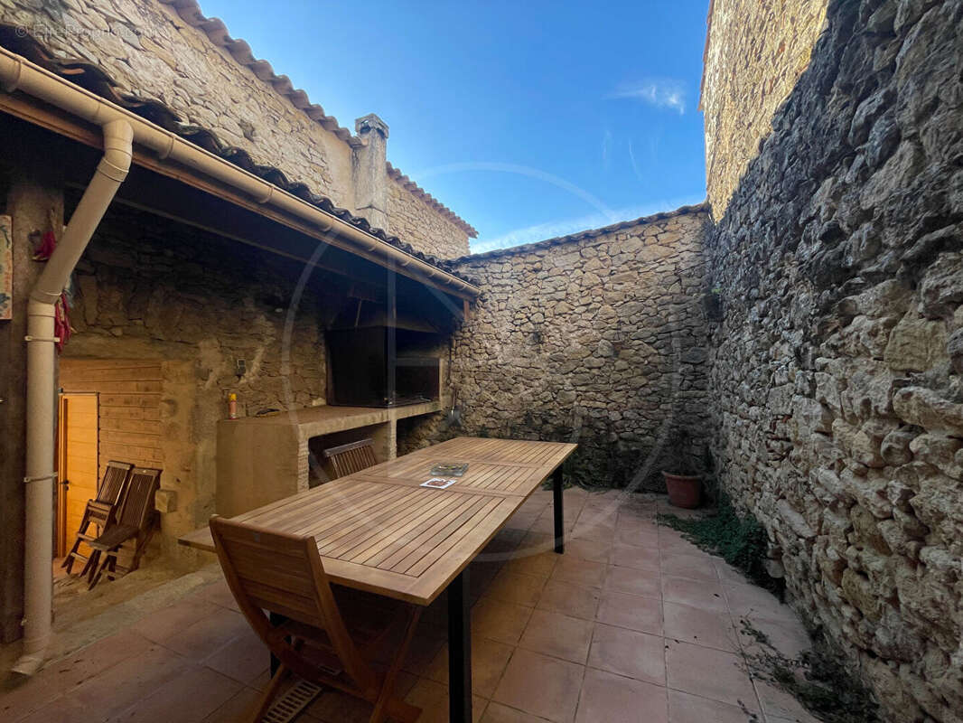 Maison à SAUVETERRE-DE-GUYENNE