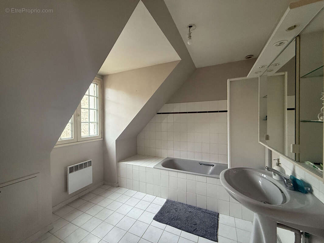 Maison à ENGHIEN-LES-BAINS