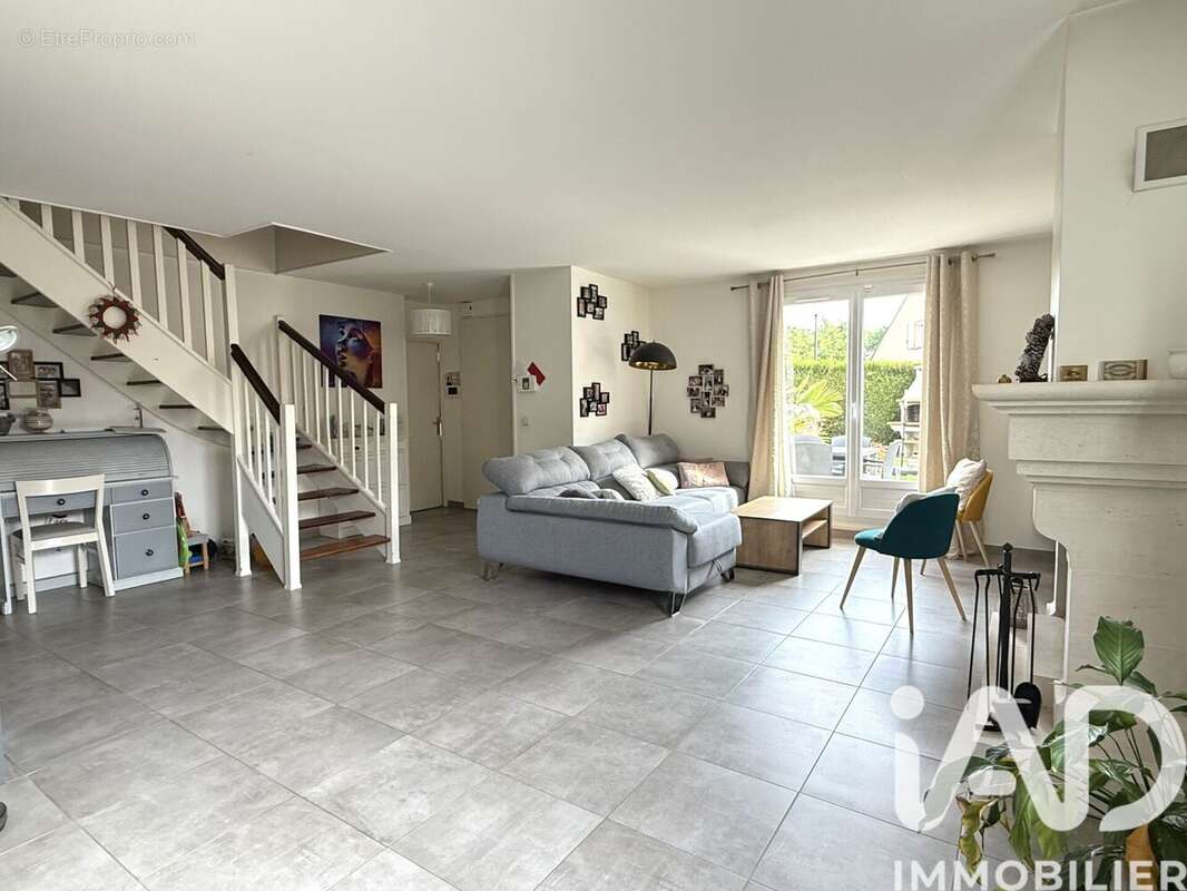 Photo 3 - Maison à MAROLLES-EN-BRIE