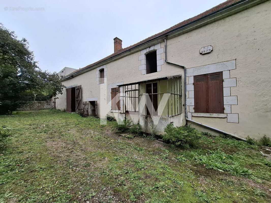 Maison 300 m² à Blois  - photo 2