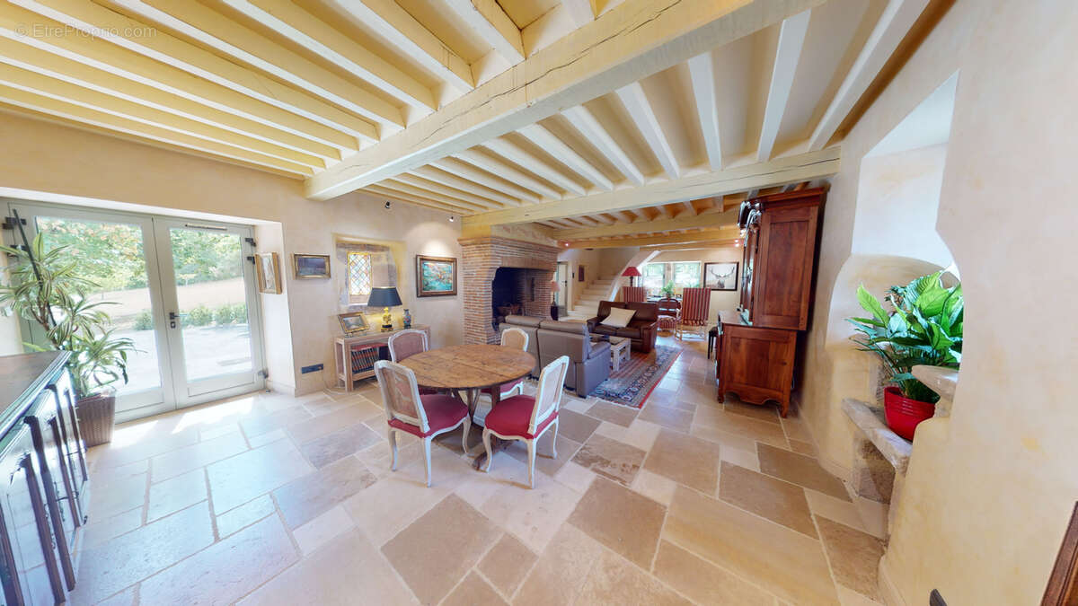 Maison à CORDES-SUR-CIEL