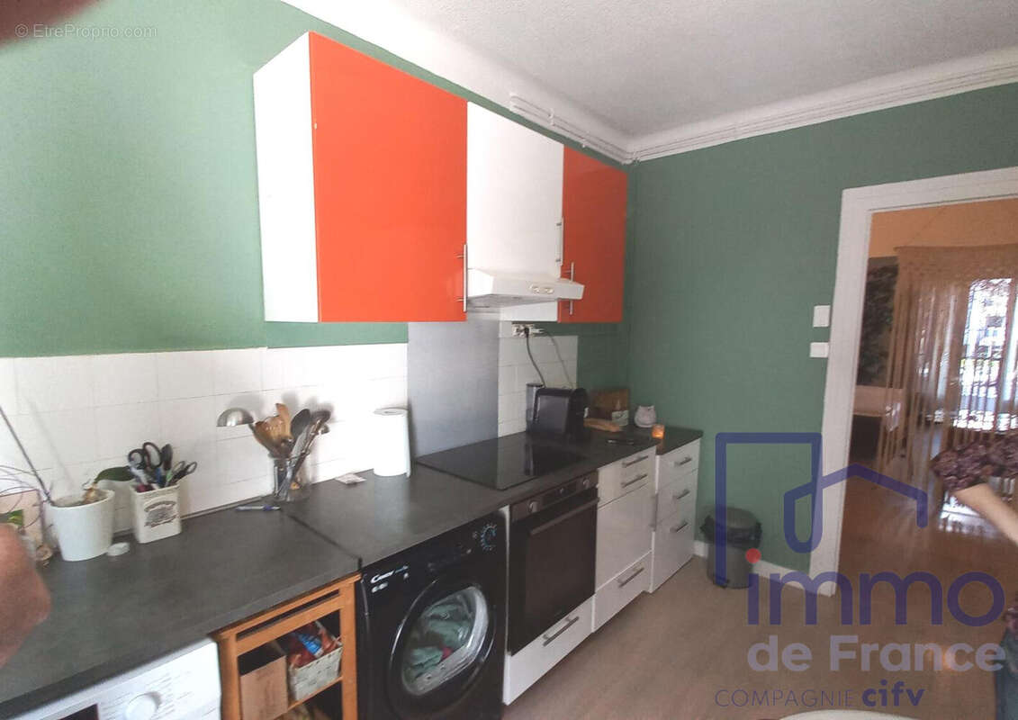 Appartement à SAINT-ETIENNE