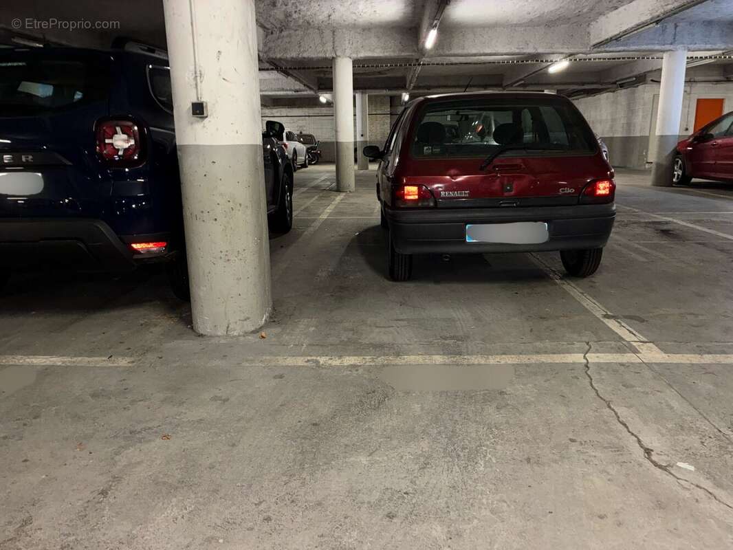 Parking à CHOISY-LE-ROI