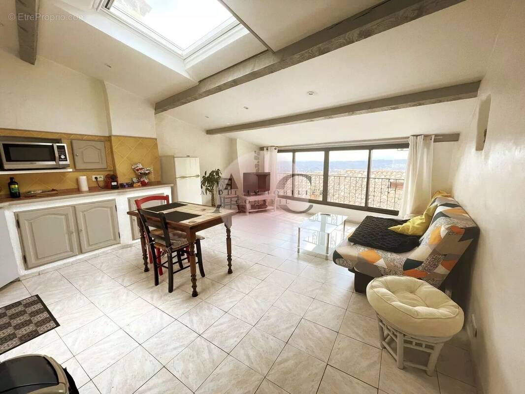 Appartement à FAYENCE