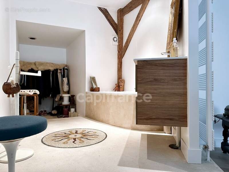 Appartement à PARIS-11E