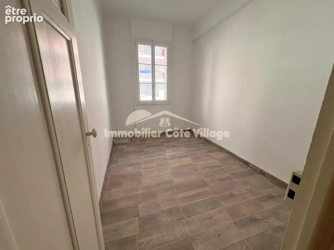 Nice   saint-roch  appartement 2 pièces de 33 m2 + cave - photo 2