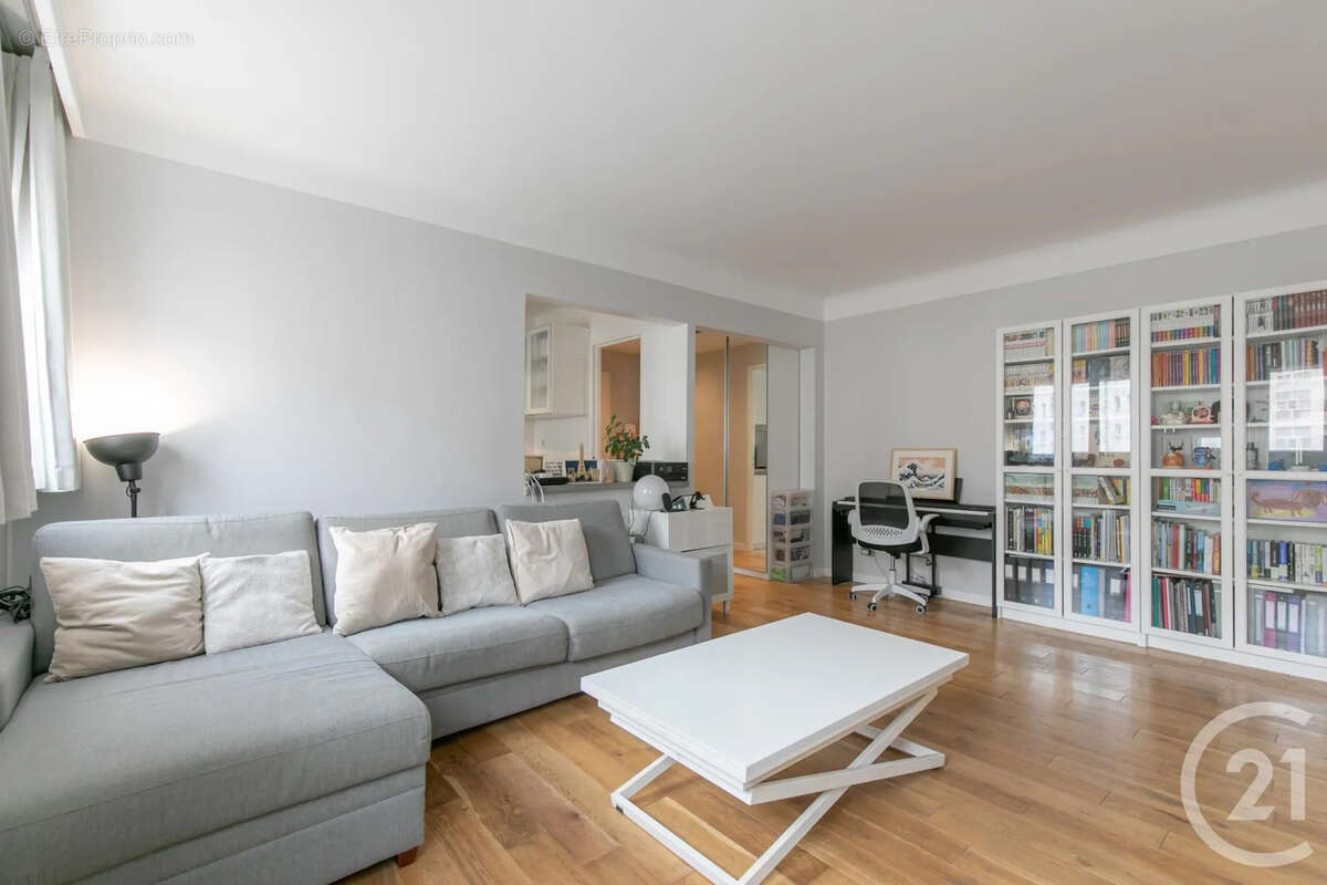Appartement à SAINT-MAUR-DES-FOSSES