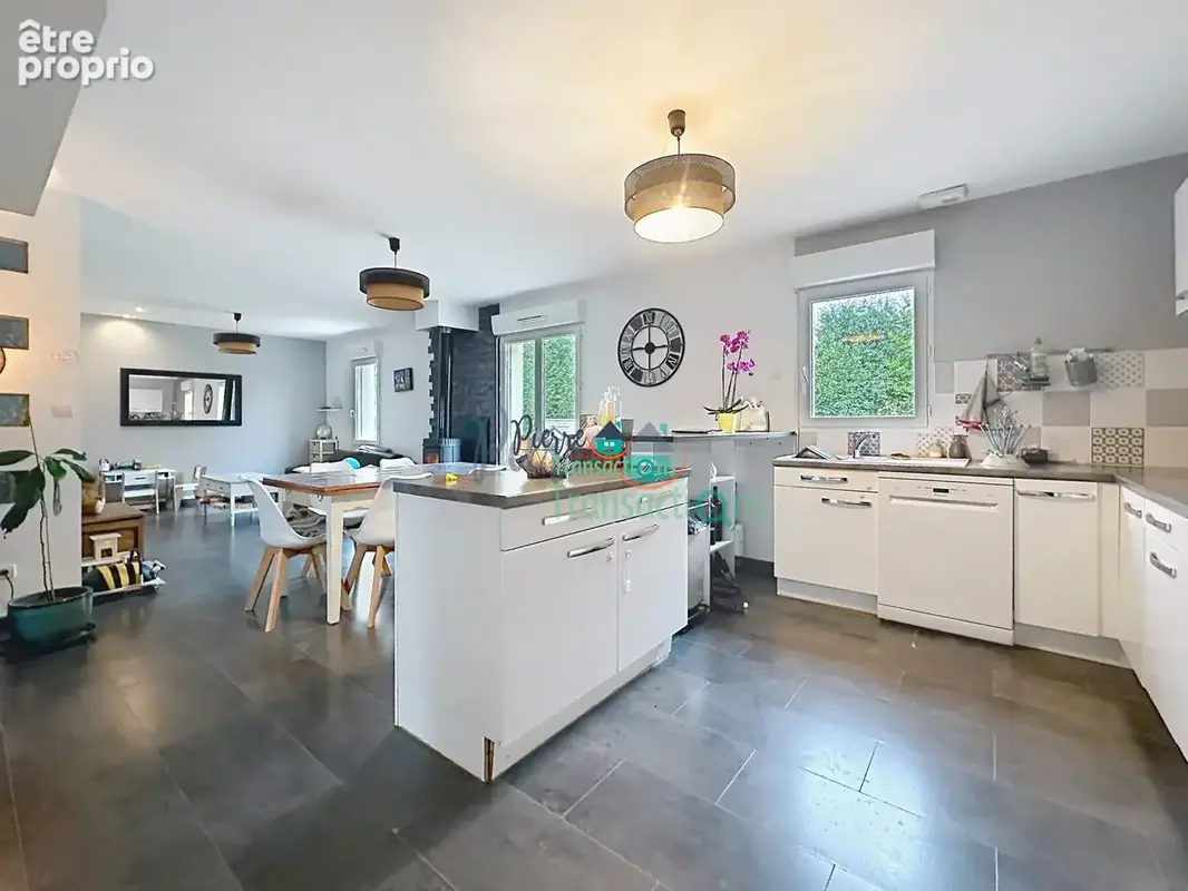 Maison 4 pièces 114 m² à vendre à Lillebonne (76170) - photo 3