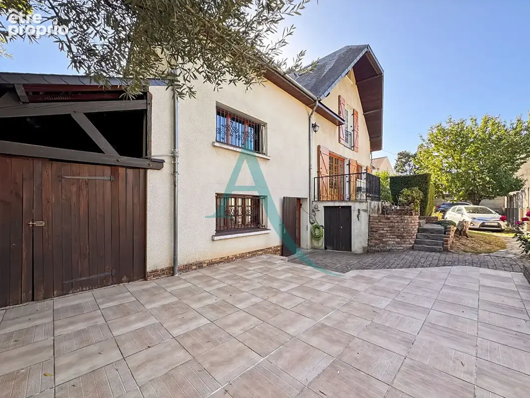 Maison à CORBEIL-ESSONNES