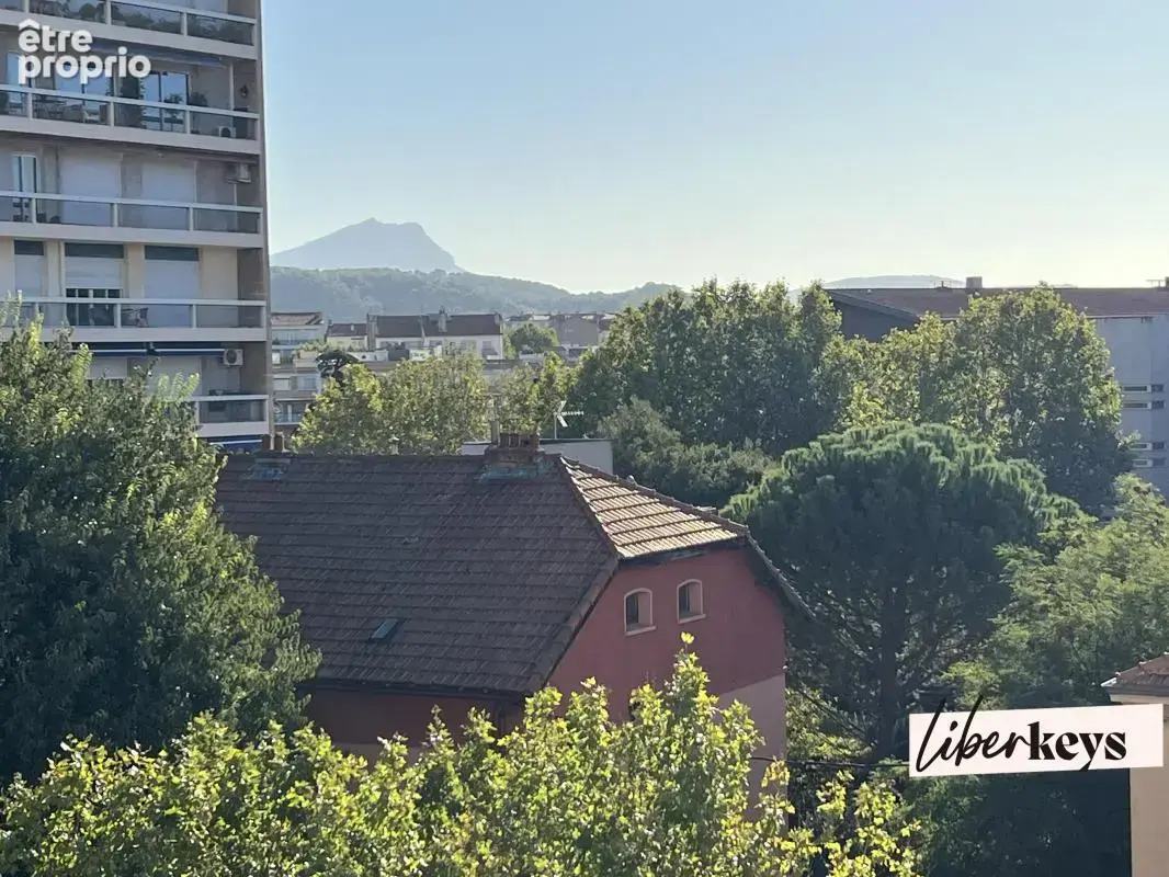 Appartement proche des gares - photo 6