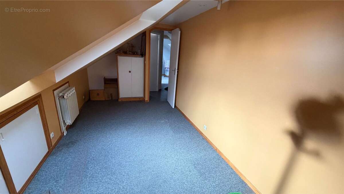 59500389h.jpg - Maison à NEUILLY-EN-THELLE