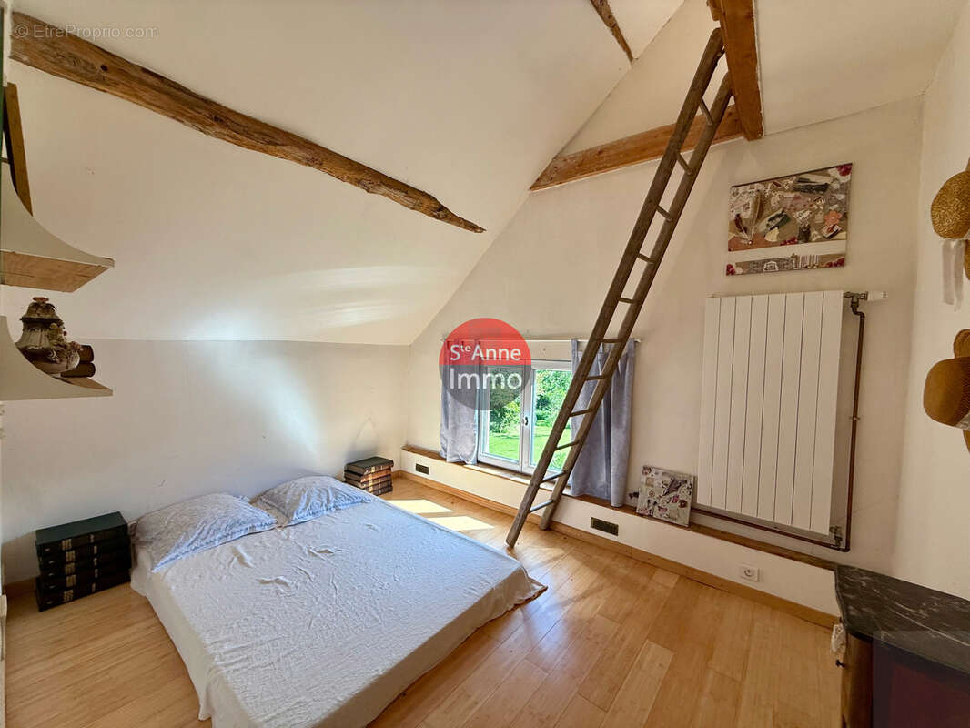 Coullemelle - 190m2 - maison individuelle - 5 chambres - autonomie de plain pied - jardin - terrasse - garage - photo 9