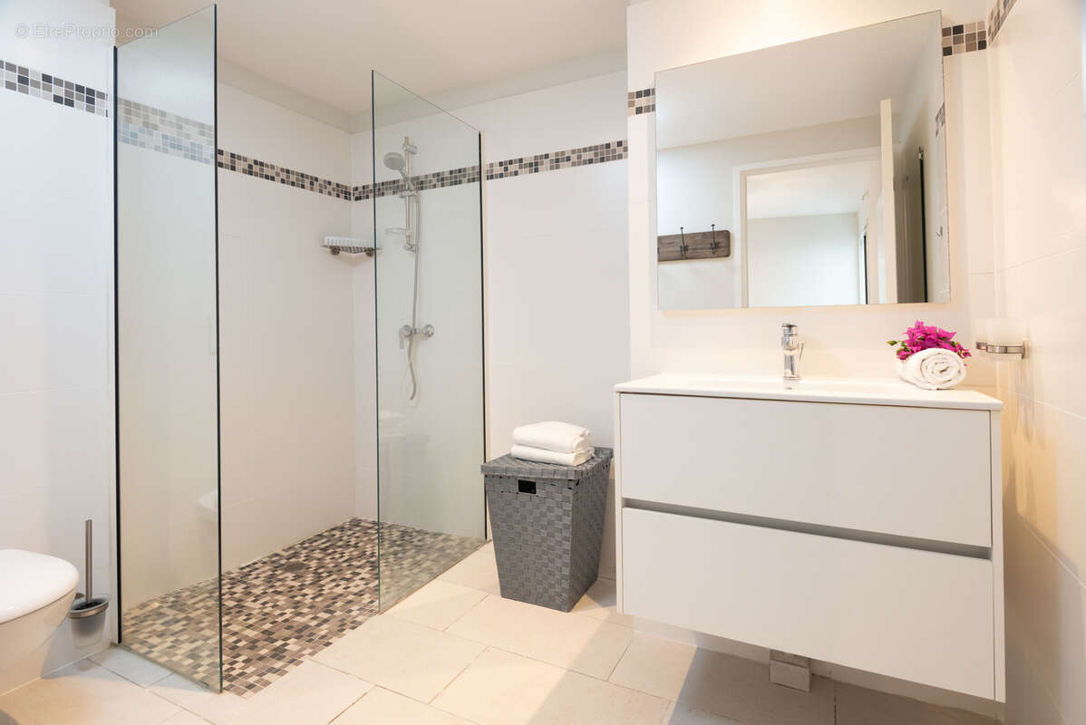 Appartement à LES TROIS-ILETS