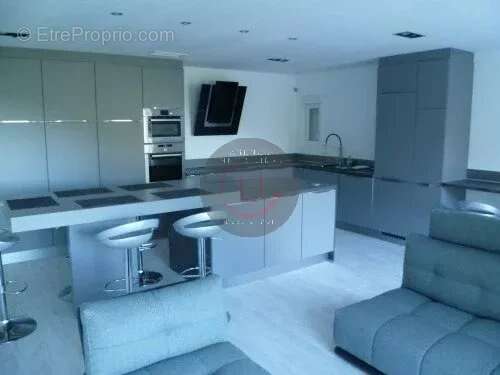 Maison à MANDELIEU-LA-NAPOULE