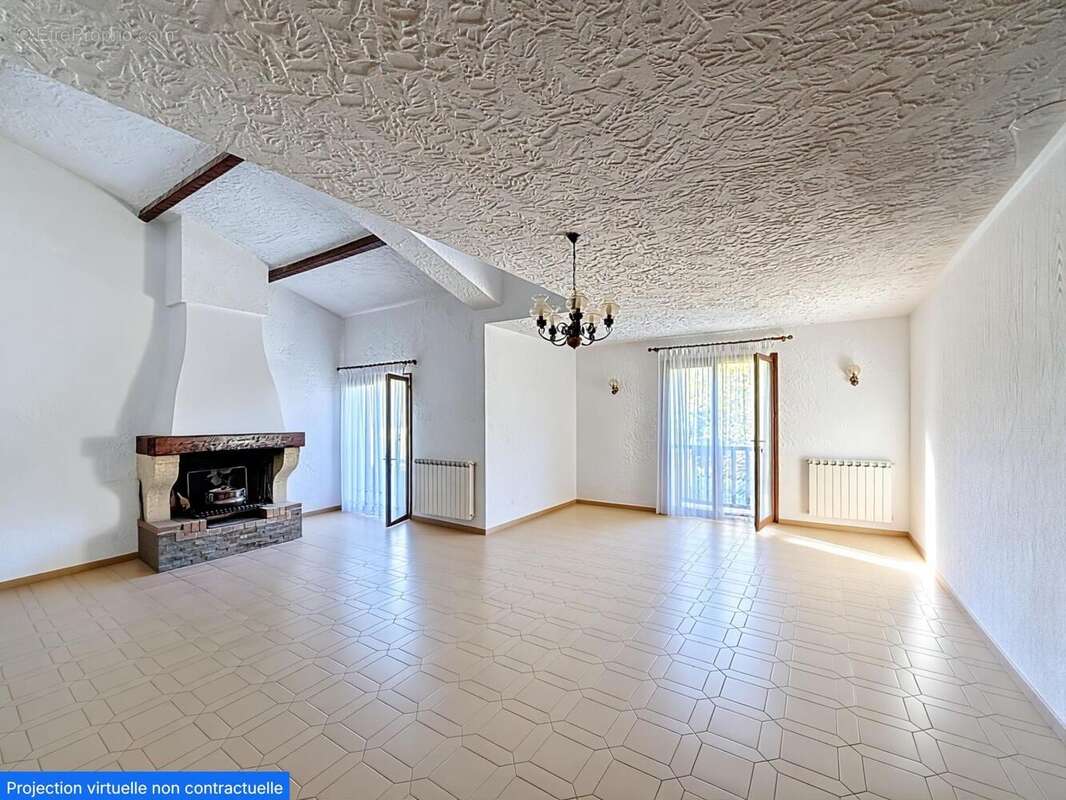 Photo 5 - Maison à FREJUS