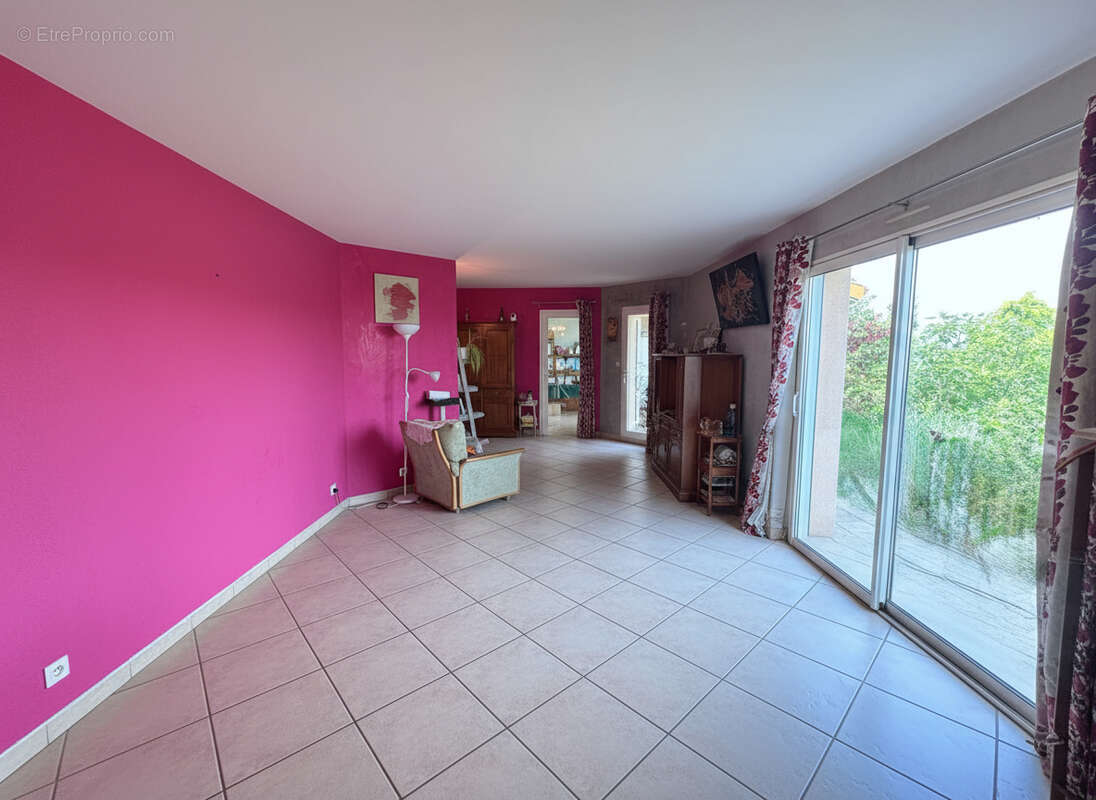 Maison à LA ROCHE-NOIRE