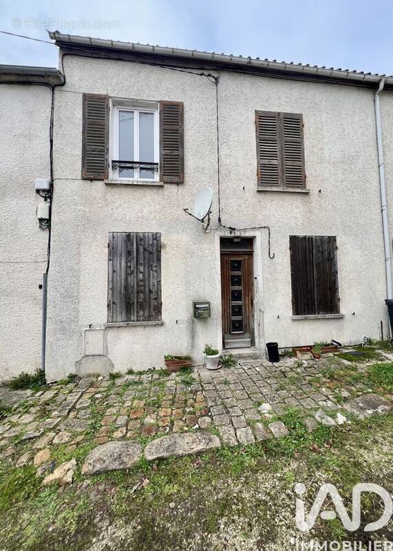Photo 1 - Maison à JOUY-SUR-MORIN