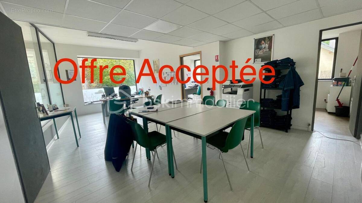 Commerce à SAINT-CHELY-D'APCHER