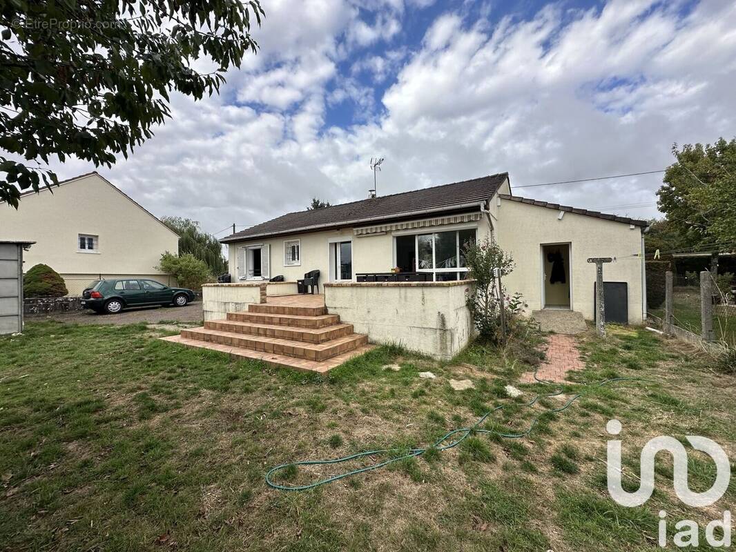 Photo 1 - Maison à REUILLY