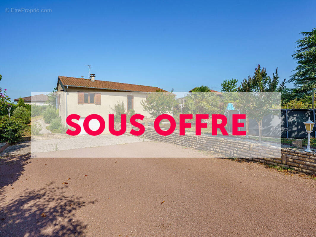 Maison à CHARNAY-LES-MACON