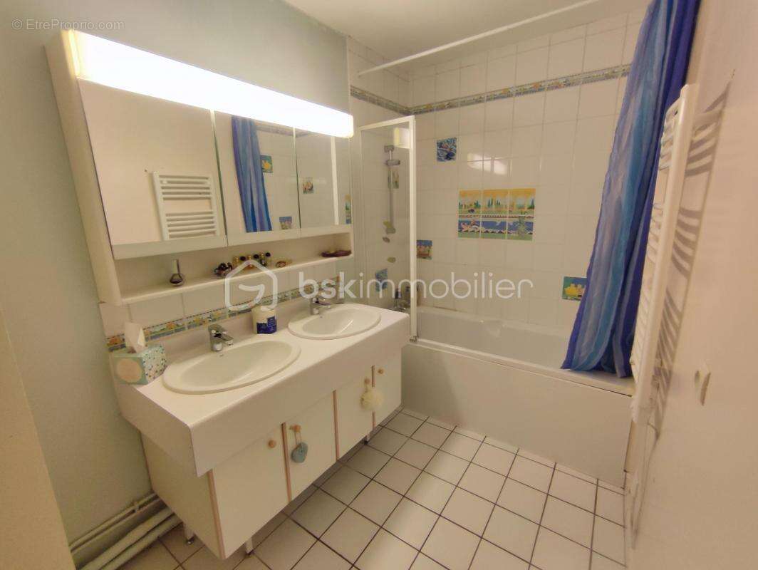 Appartement à SAVIGNY-SUR-ORGE