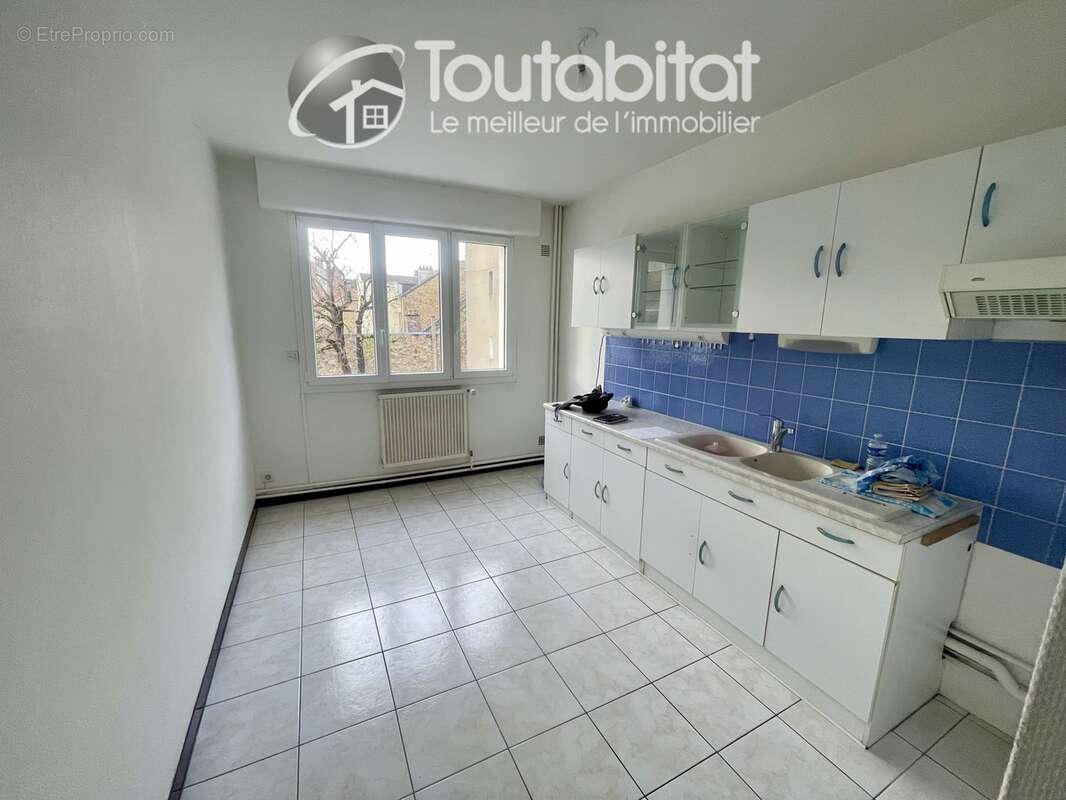 Appartement à CHARLEVILLE-MEZIERES