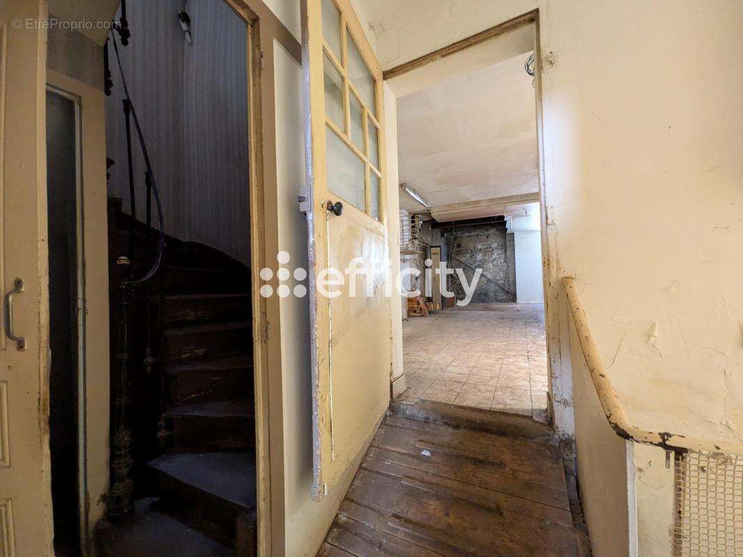 Appartement 180 m² à Cinq-Mars-La-Pile  - photo 5