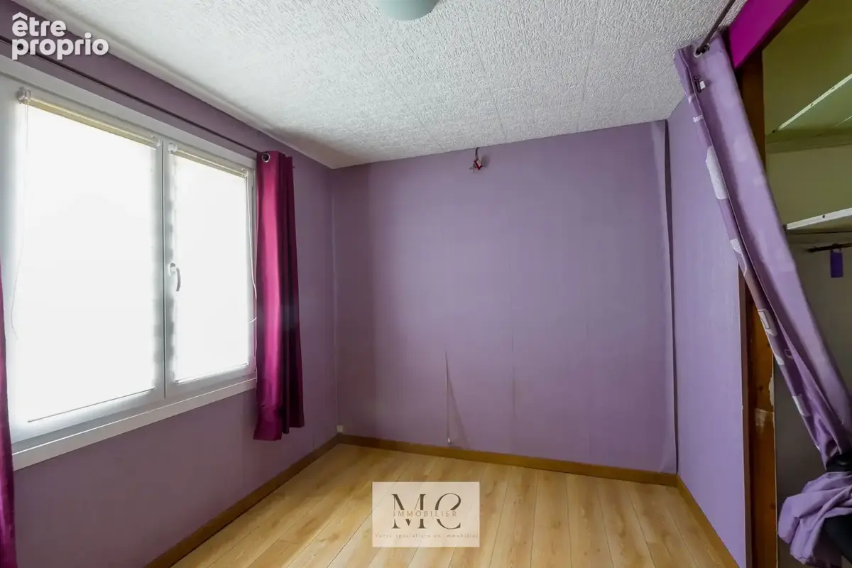 Plain-pied individuel avec 2 chambres, jardin sans vis à vis et garage - photo 10